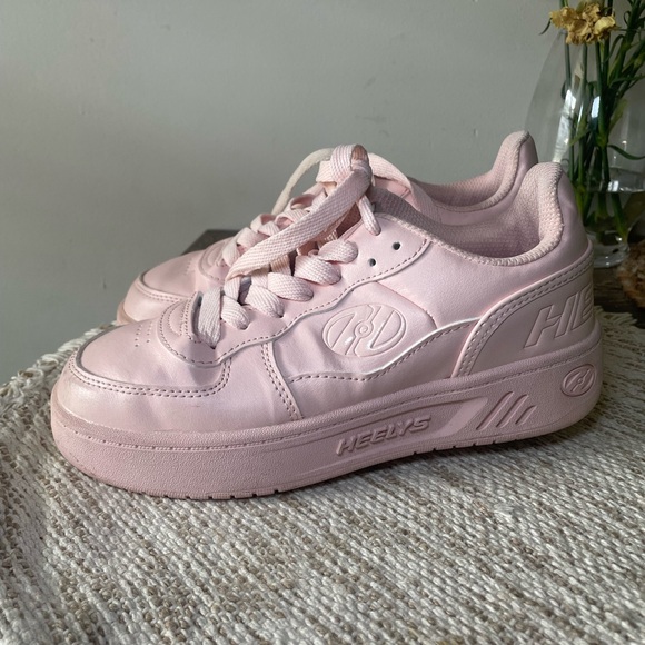 HEELYS Rezerve Low Soft Pink/ Pink Confetti 4YOUTH/ 5WOMEN - Picture 1 of 6